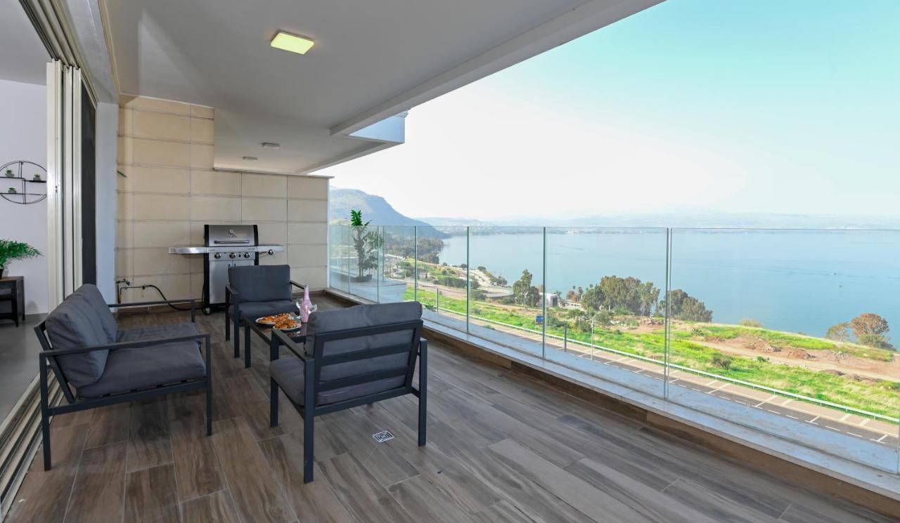 Yalarent Europe Apartments- Luxury Big Apartmens With Lake View Tiberias Bagian luar foto